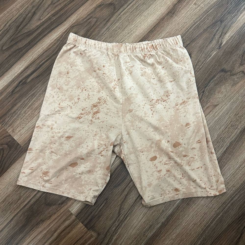 Fashion Nova Taupe Marble Short Shorts